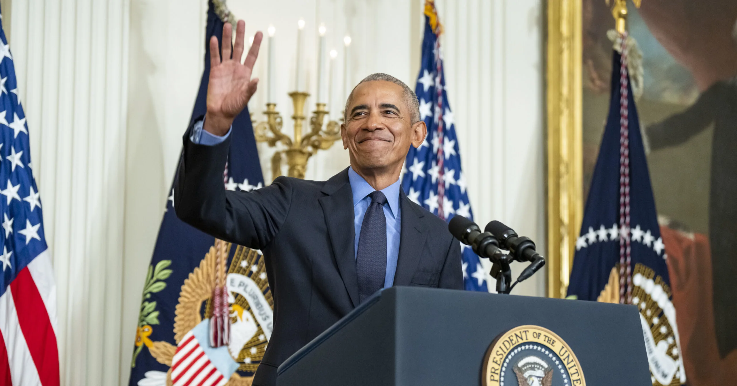 Мен кәмелетке толған туралы порнографиялық фильмде порно түсірдім.